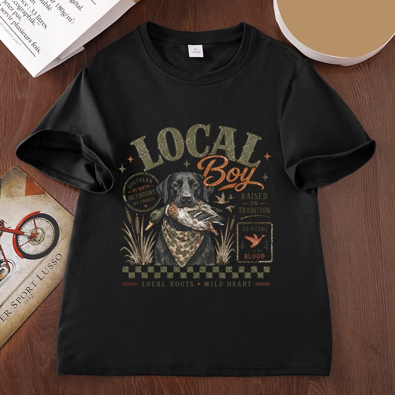 Koszulki z grafiką „Local Boy  – Outdoor Hunting Graphic Tees recenzja i cena